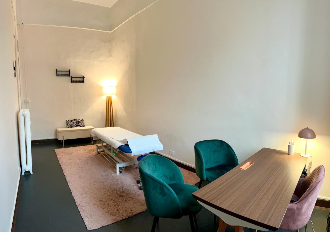 Studio Osteopatico Torino - Scrivania e Laptop